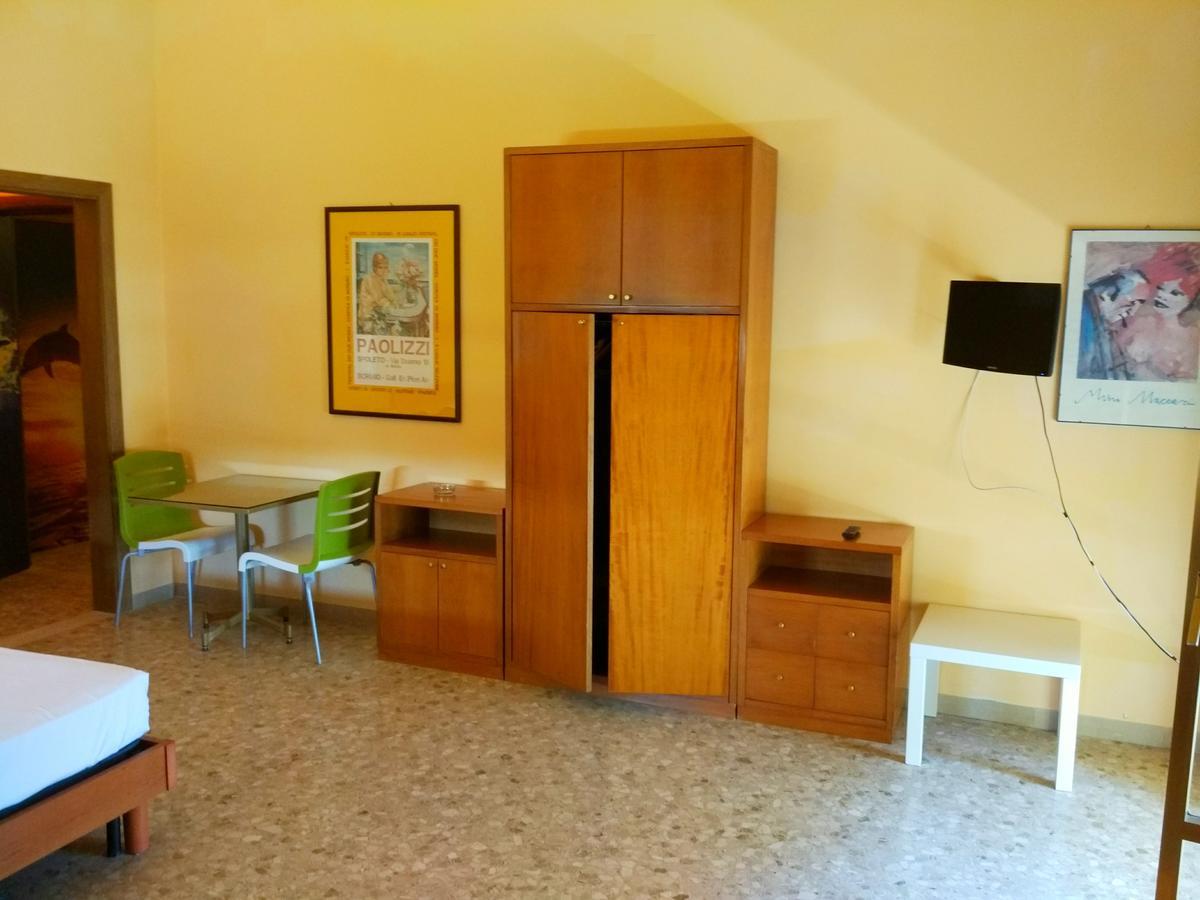 Il Parco Dei Pini Bed & Breakfast Giulianova